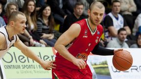 Start chce odczarować własną halę