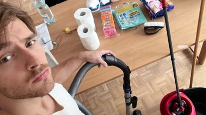 Maciej Musiał sprzątnie twój dom? Fanki mdleją z zachwytu