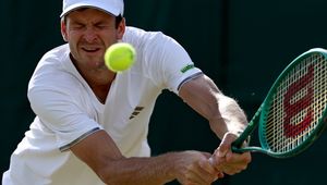 Koszmar Huberta Hurkacza na Wimbledonie. Już wiadomo, co mu się stało