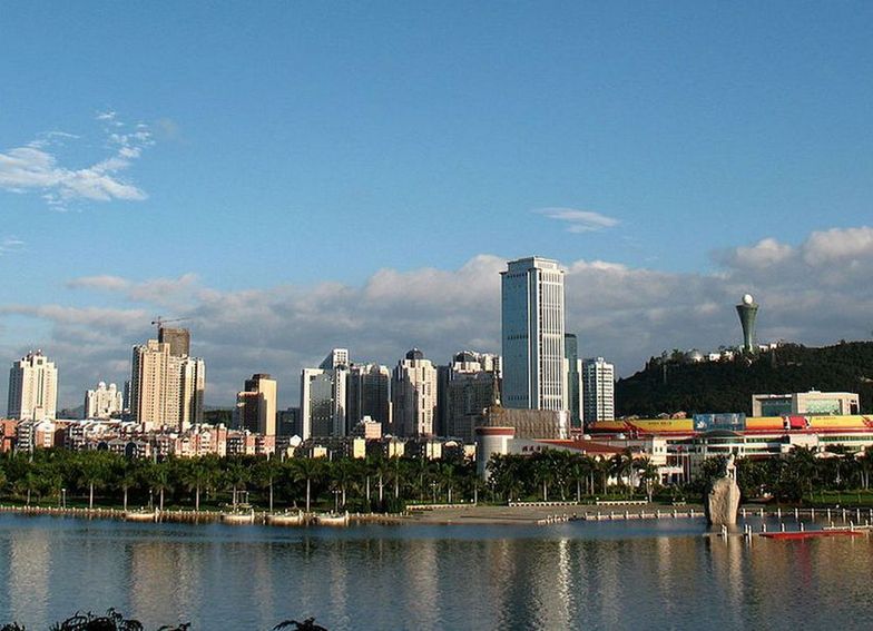 Polska podpisała umowę z Azjatyckim Bankiem. Co zyskamy?