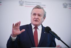 Uderza w Tuska. "Tak odpowiada menel"