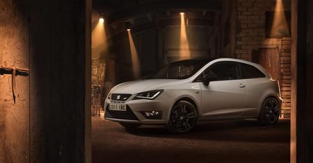 Seat Ibiza Cupra przeszedł lifting - zmienia wygląd i silnik