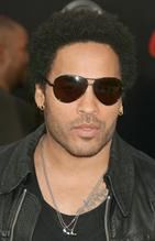 Lenny Kravitz i Jude Law dla pokoju