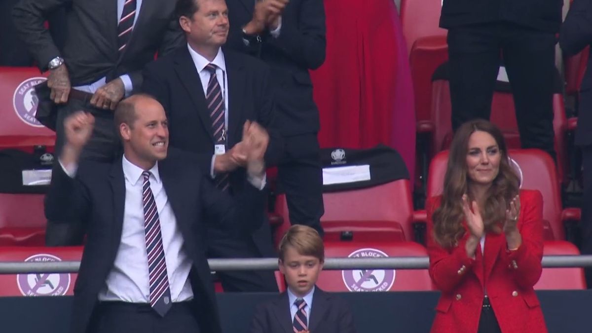 Mecz Anglia-Niemcy śledzili: książę William, księżna Kate oraz ich syn Jerzy
