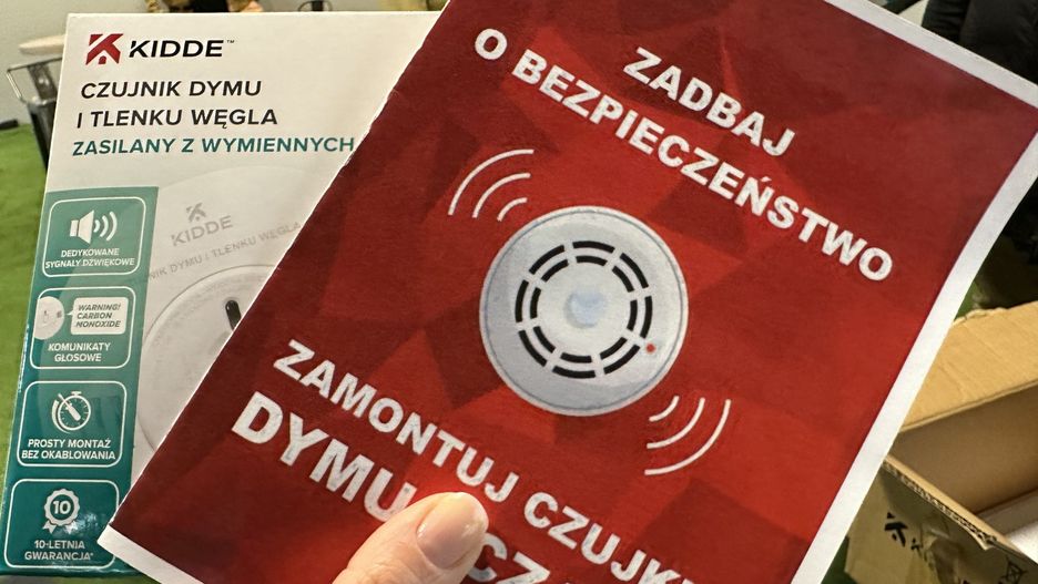 W powiecie grodziskim w poprzednich latach czujki wielokrotnie alarmowały mieszkańców w porę, ratując ich przed pożarem lub zatruciem czadem. Dlatego nie warto odkładać ich montażu na później/ZDJĘCIE ILUSTRACYJNE