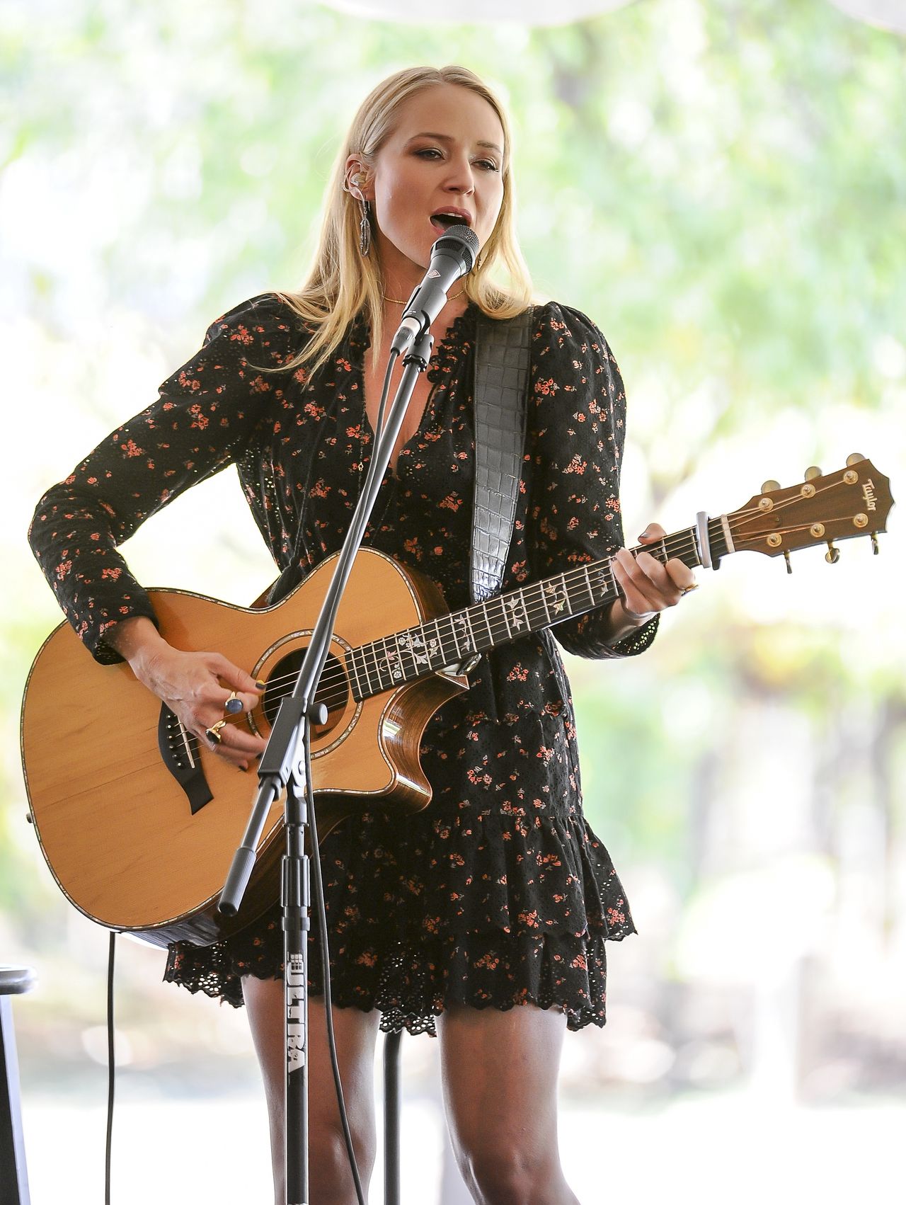 Jewel Kilcher