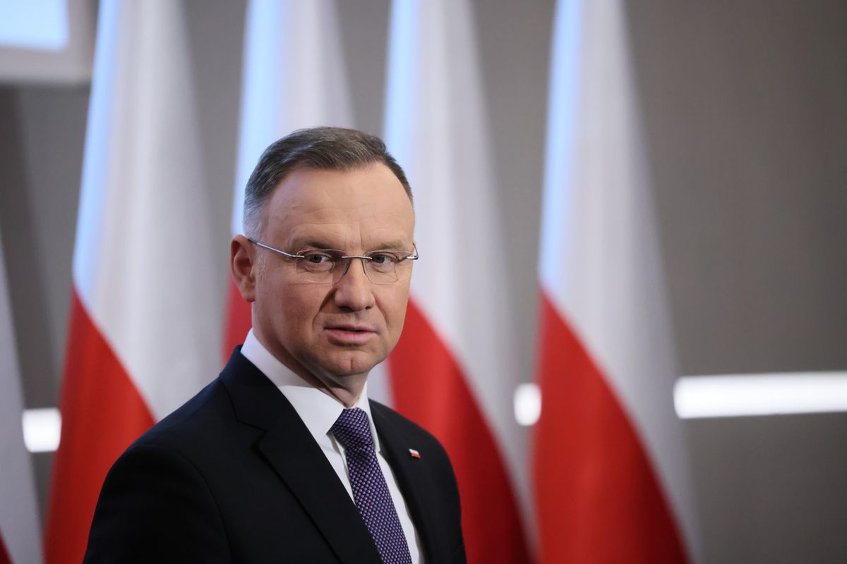 Andrzej Duda, pis, donald tusk Duda zastosuje opcję atomową? Nieoficjalne doniesienia