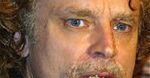 Michael Pena i Brad Dourif podniosą miecz na matkę