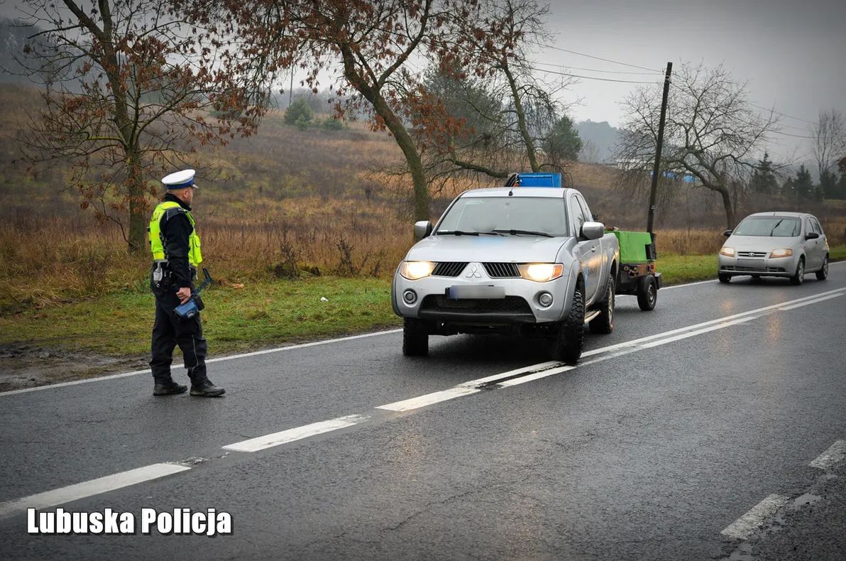 Tylko 70 km/h poza miastem. Większość kierowców nie jest świadoma