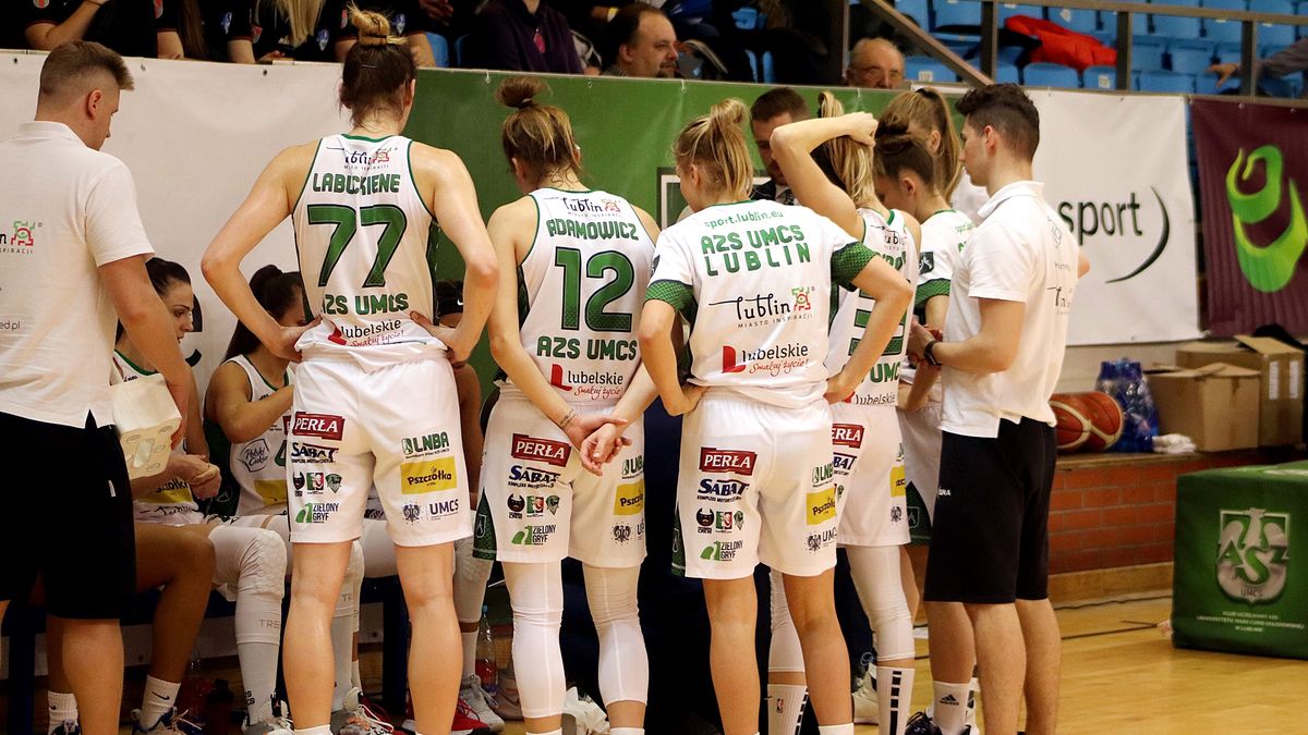 WP SportoweFakty / Dawid Lis / Na zdjęciu: koszykarki Pszczółki Polski Cukier AZS UMCS Lublin