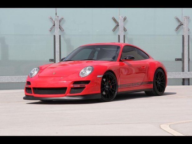 Starsza skóra – Cars & Art 911 Carrera 4S Red Baron (2012)