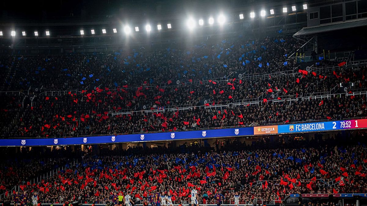 Getty Images / Felipe Mondino/SOPA Images/LightRocket  / Na zdjęciu: kibice FC Barcelony na Camp Nou