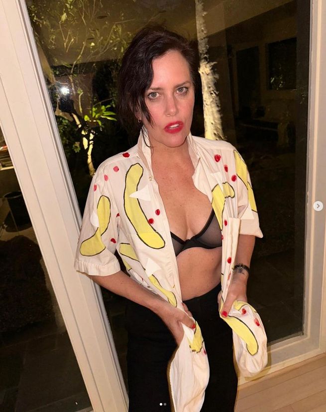 Ione Skye