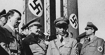 W piątek czytanie książek palonych 80 lat temu przez nazistów