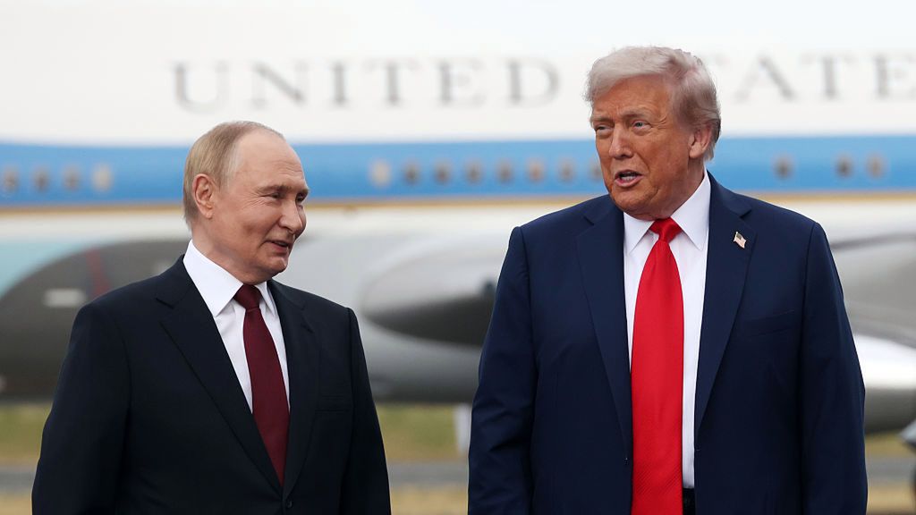 Getty Images / Contributor / Na zdjęciu od lewej: Władimir Putin i Donald Trump
