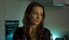 Anna Dereszowska, Bartosz Gelner i Magdalena Czerwińska w obsadzie serialu AXN „Utraviolet” (zdjęcia)