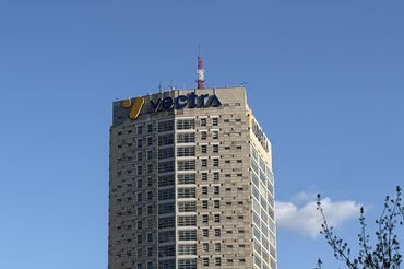 Budynek z reklamą Vectry