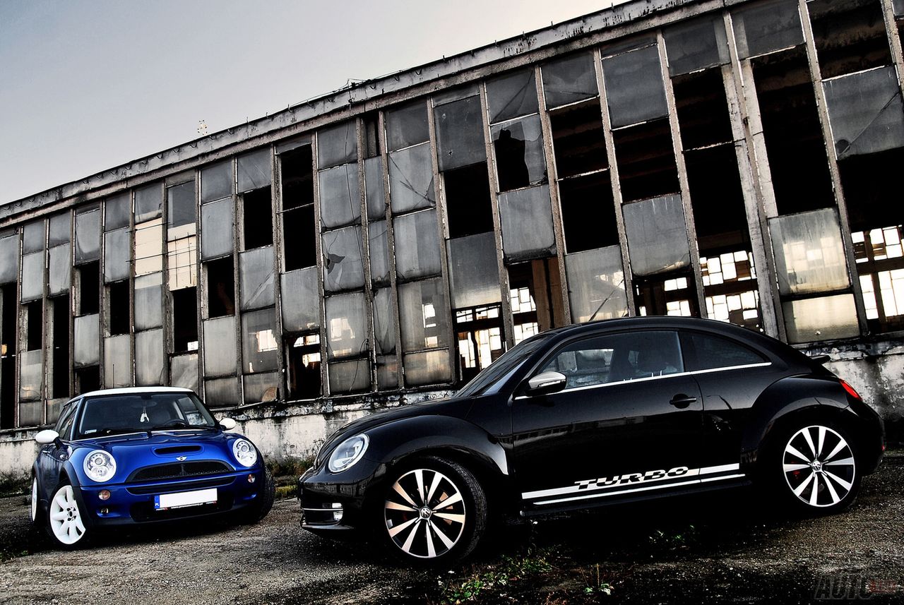 Volkswagen Beetle Sport 2,0 TSI DSG vs. Mini Cooper S