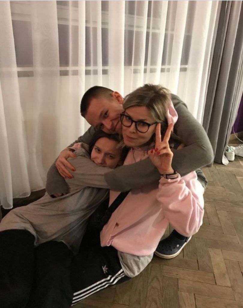 Xavier Wiśniewski prezentuje romantyczne zdjęcie z siostrą Sebastiana Fabijańskiego