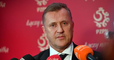 Internauci nabijają się z prezesa PZPN. W tle odejście trenera