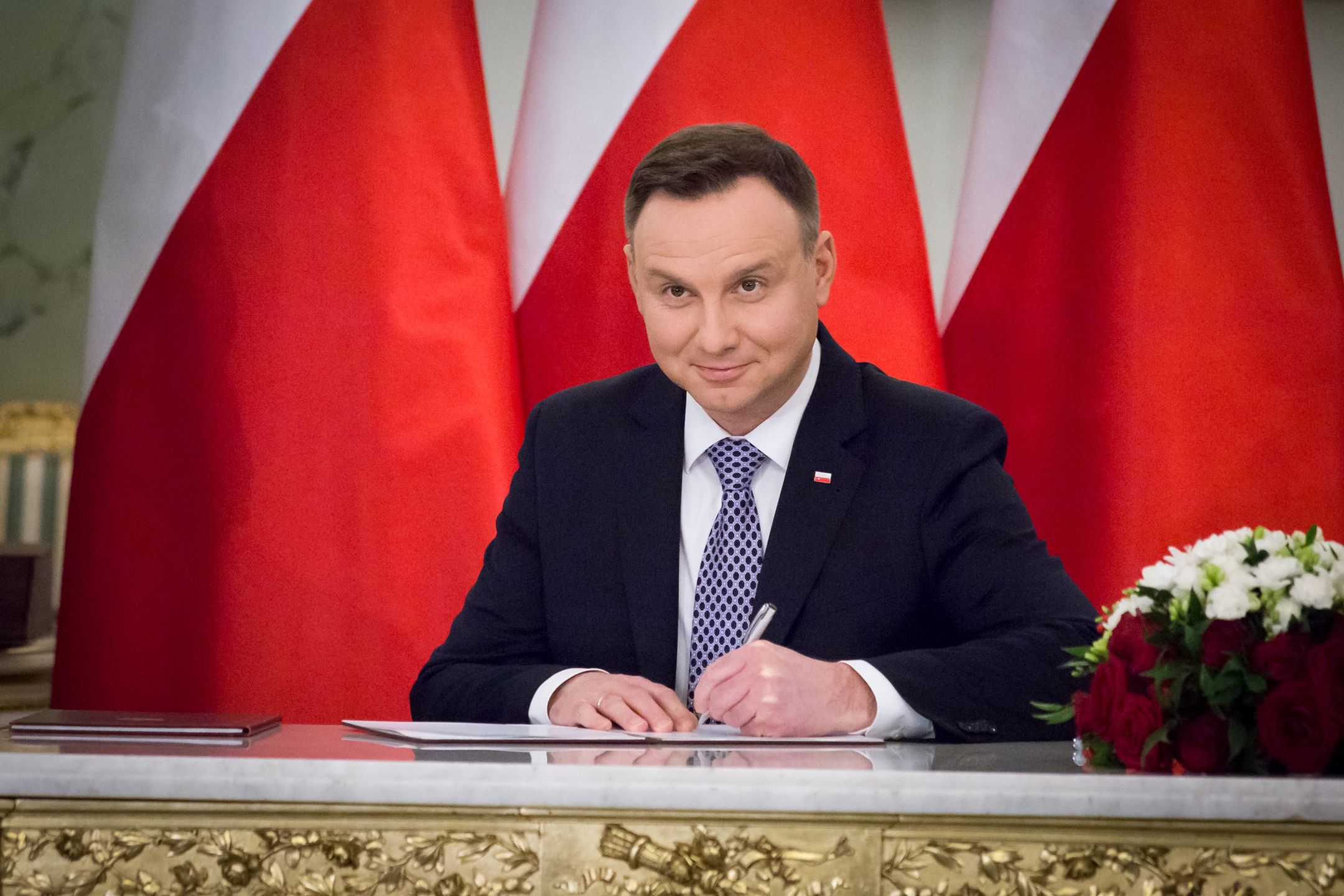 24 października 2022 roku prezydent Andrzej Duda podpisał nowelizację ustawy podatkowej, która przedłużyła obecnie obowiązującą Tarczę Antyinflacyjną do końca grudnia 2022 roku.