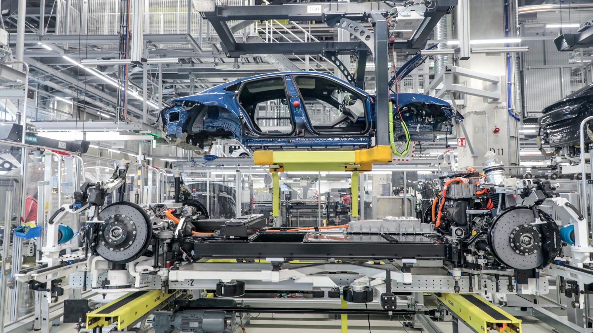 Porsche Taycan na linii produkcyjnej