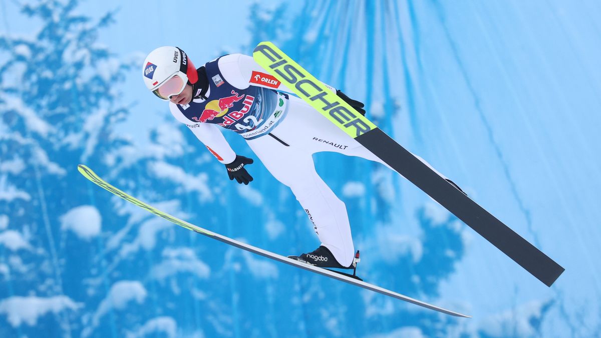 Bad Mitterndorf, Austria, 29.01.2023. Polak Kamil Stoch podczas zawodów Pucharu Świata w lotach narciarskich na skoczni mamuciej Kulm, 29 bm. w austriackim Bad Mitterndorf. (mk) PAP/Grzegorz Momot