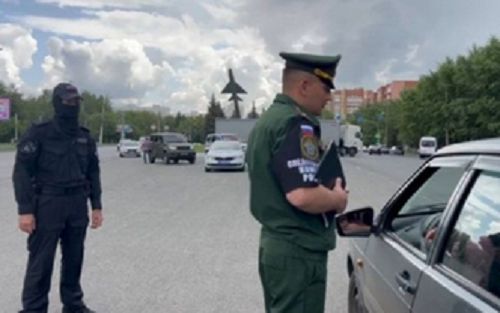 Rosyjska policja i wojsko szukają mężczyzn do armii