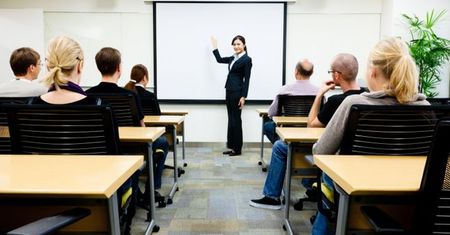 Doradztwo zawodowe powinno być powszechne i obowiązkowe