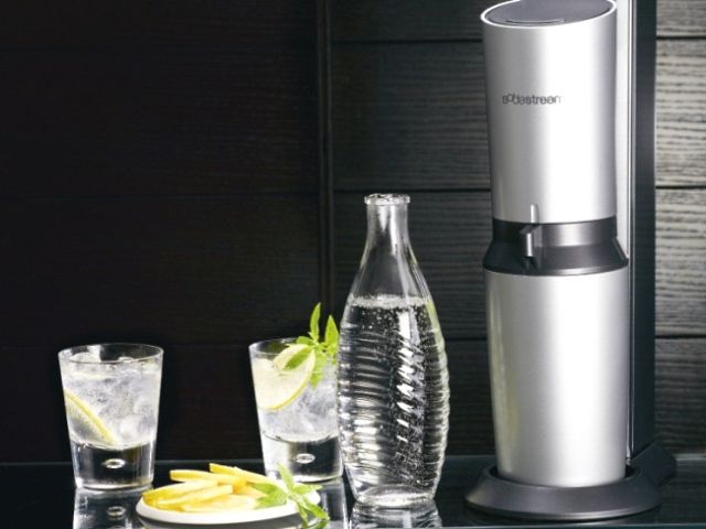 SodaStream Crystal - nowoczesny syfon do napojów gazowanych