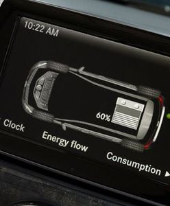 Daimler otwiera szkoły jazdy dla kierowców aut elektrycznych