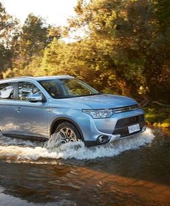 Mitsubishi Outlander PHEV z tytułem „Best Buy 2015”