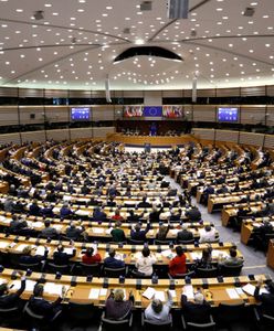 La Repubblica: eurosceptycy oszukiwali Parlament Europejski