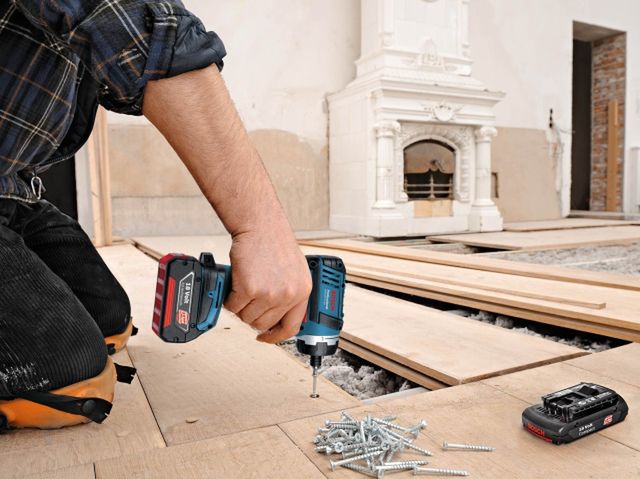 Bosch GSR 18 V-LI Professional - wyjątkowo lekka wkrętarka
