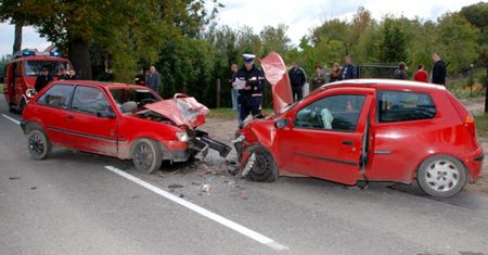 Bezprawne zapisy w umowach o ubezpieczenie samochodu