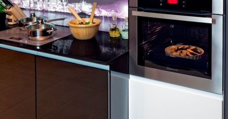 MF-880 ATCX - zaawansowanym piekarnik marki Mastercook