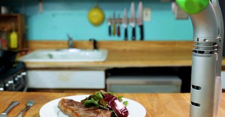 Nomiku - urządzenie do gotowania sous-vide