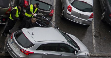 Ucieczka po zarysowaniu auta: konsekwencje są poważne