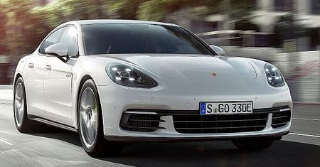 Porsche Panamera 4 E-Hybrid zadebiutuje w Paryżu
