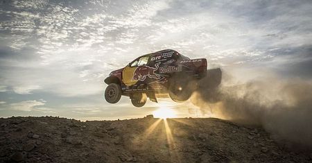 Toyota gotowa do Rajdu Dakar 2017