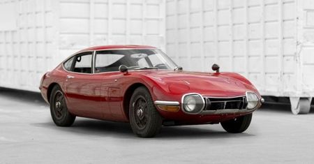 48-letnia Toyota 2000GT za milion dolarów