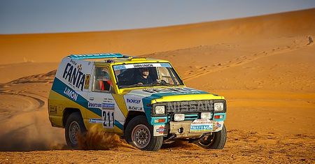 Nissan Patrol z rajdu Paryż-Dakar 1987 wraca na Saharę