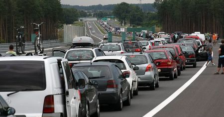 Nawigacja do podróżowania po miastach - jak wybrać?