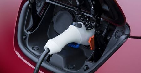 Orlen inwestuje w punkty ładowania samochodów elektrycznych