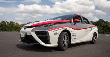 Sportowy debiut Toyoty Mirai w Rajdzie Niemiec