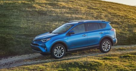 Europejska wersja Toyoty RAV4 Hybrid zadebiutuje we Frankfurcie