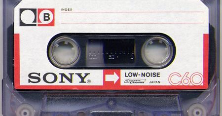 Na tej kasecie od Sony mieści się 3700 płyt Blu-Ray