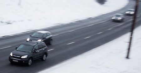 Zimowe opony w Europie: gdzie trzeba ich używać?