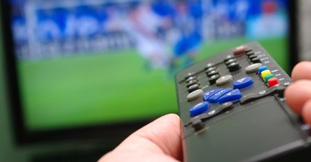 Polaków ogarnął szał kupowania nowych telewizorów