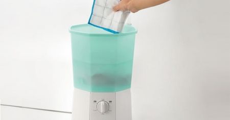 Petit Laundry Swoosh - pralka na biurko